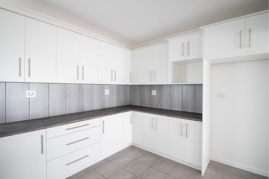 3 Bedroom Property for Sale in St Helena Views Western Cape